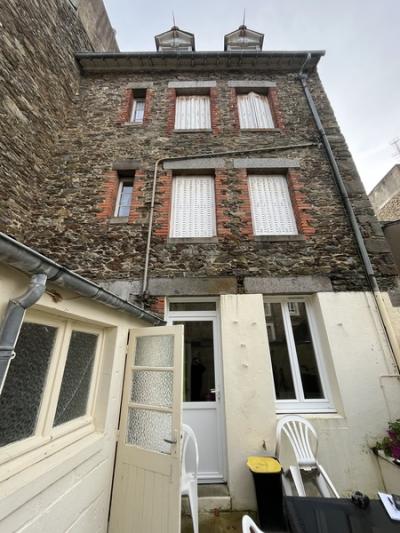 Rejointoiement d'une façade AVANT 